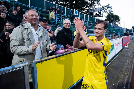 Sundsvalls Eric Larsson jublar