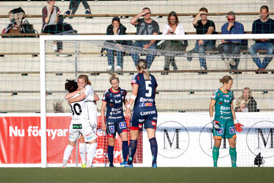 Rosengårds Glodis Perla Viggosdottir jublar efetr att hon
