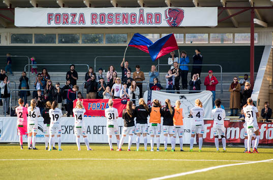 Rosengårds spelare tackar publiken