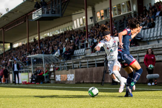 Rosengårds Ella Masar McLeod och Linköpings Anna Oskarsson