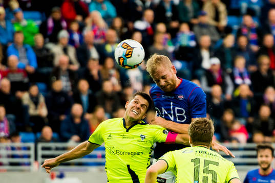Joachim Thomassen of Sarpsborg 08 and Henrik Kjelsrud