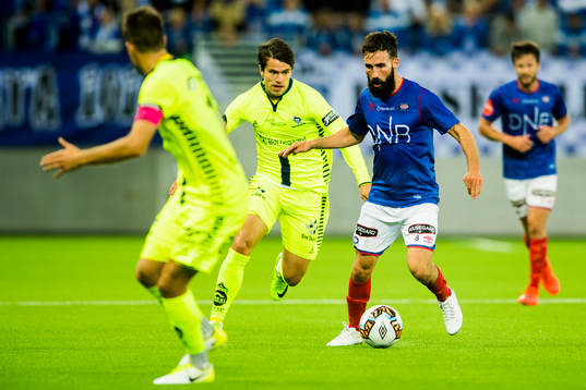 Magnus Lekven of Vålerenga and Alexander Groven of