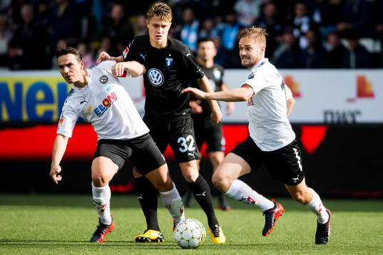 Malmö FFs Mattias Svanberg och Örebros Nordin Gerzic och