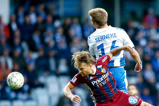 Djurgårdens Jacob Une Larsson och IFK Göteborgs Mikael