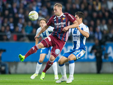 Djurgårdens Gustav Engvall mot IFK Göteborgs David Boo