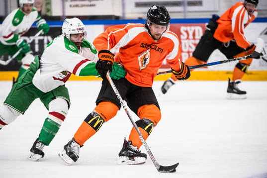 Rögles Taylor Matson och Karlskronas Ludvig Blomstrand i