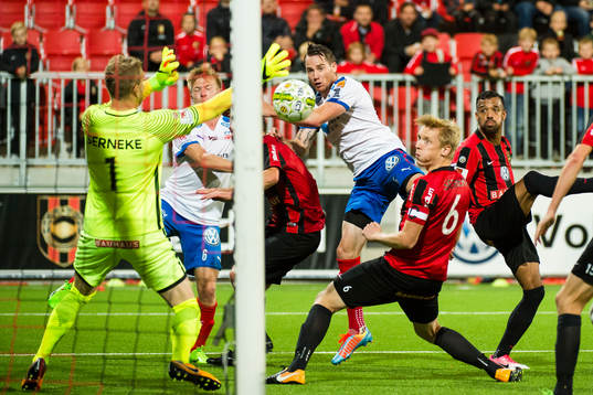 Bläddra bland fler bilder av Fotboll, Superettan, Brommapojkarna - Helsingborg