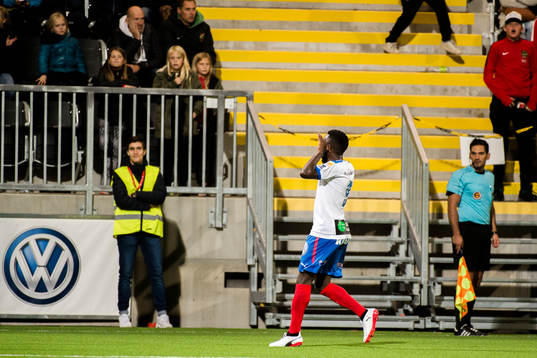 Helsingborgs Lumala Abdu  jublar