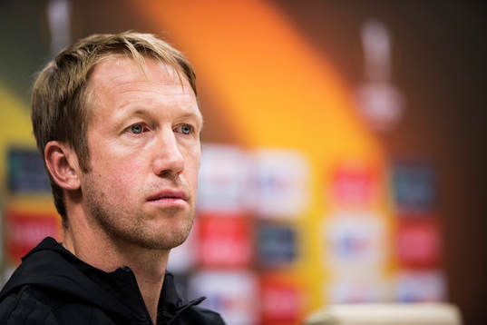 Östersunds tränare Graham Potter deltar i en