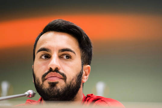 Östersunds  Brwa Nouri deltar i en presskonferens