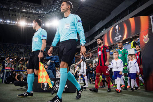 Östersunds Brwa Nouri och målvakt Aly Keita