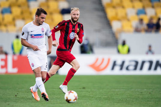 Zoryas Artem Sukhotskiy och Östersunds Curtis Edwards