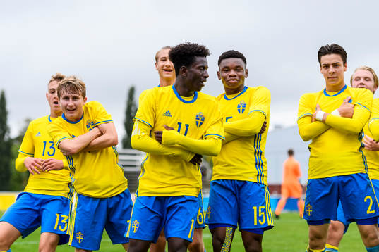Sveriges Jack Lahne jublar
