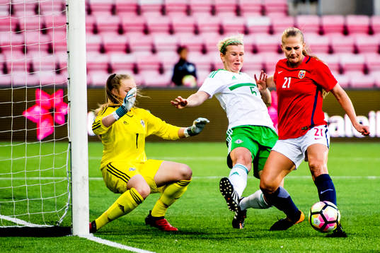 Goalkeeper Lauren Perry, Julie Nelson of Northern Ireland