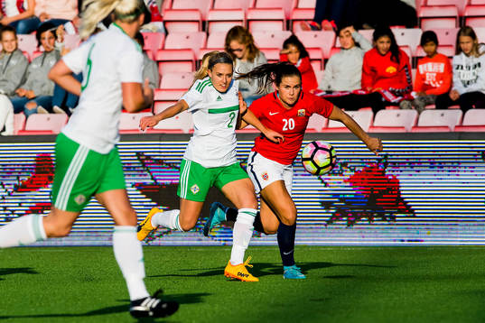 Rachel Newborough of Northern Ireland and Emilie Haavi of