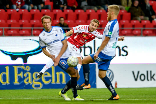 Kalmars Jonathan Ring och Norrköpings Jon Gudni Fjoluson