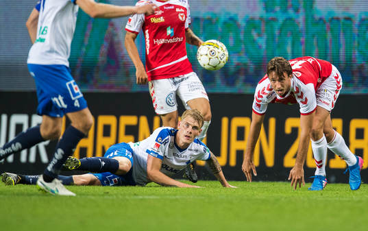 Kalmars Filip Hellquist och Norrköpings Eric Smith