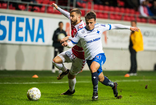 Kalmars Filip Sachpekidis och Norrköpings Simon Skrabb