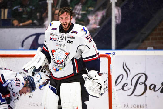 Linköpings målvakt Jonas Gustavsson deppar