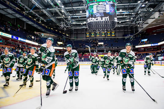 Färjestads spelare tackar publiken