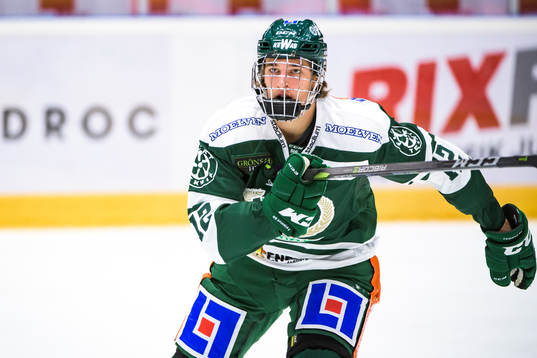 Färjestads Oskar Bäck
