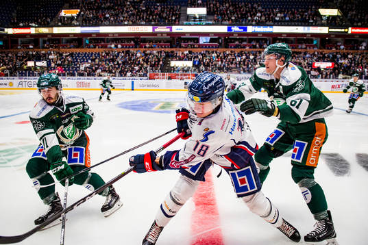 Färjestads Jesse Virtanen Linköpings Jacob Lilja och