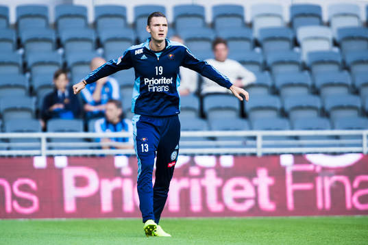 Djurgårdens Julian Kristoffersen innan fotbollsmatchen i