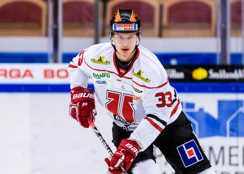 Örebros Christopher Mastomäki på uppvärmningen