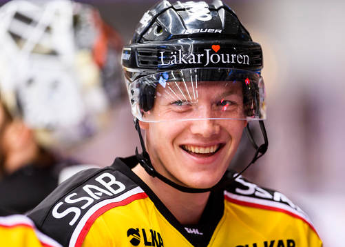 Luleås Gustav Rydahl på uppvärmningen
