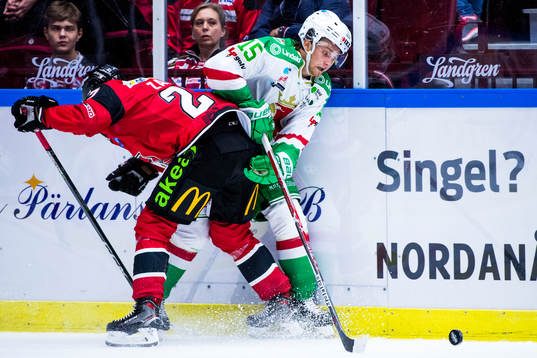 Malmö Redhawks Daniel Zaar och Rögles Simon Ryfors