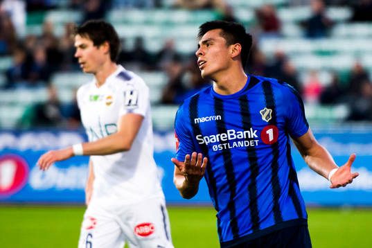 Rubio Yovani Mendez Rubin of Stabæk reacts