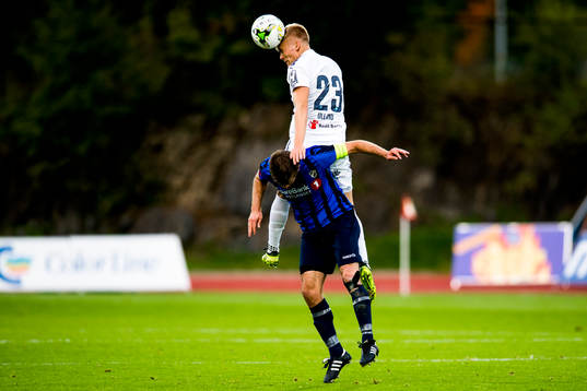 Eirik Ulland Andersen of Strømsgodset and Morten Morisbak