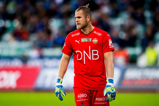 Goalkeeper Espen Bugge Pettersen of Strømsgodset