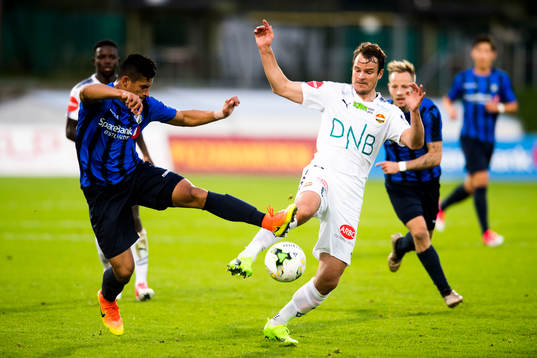 Ronald Jose Hernandez Pimentel of Stabæk and Henning Hauger
