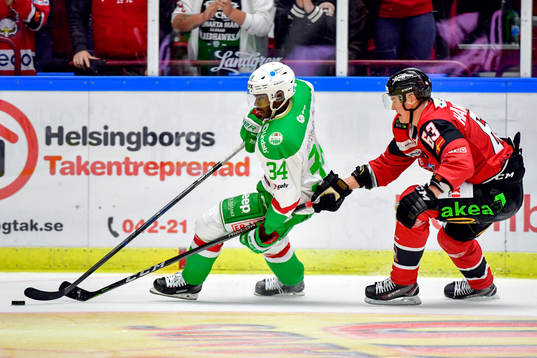 Rögles Edwin Hedberg och Malmö Redhawks Fredrik Händemark