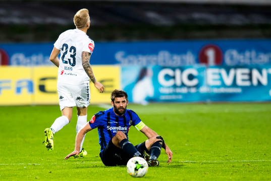 Eirik Ulland Andersen of Strømsgodset and Morten Morisbak