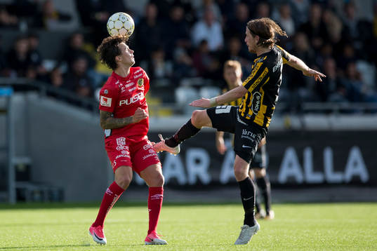 Elfsborgs Rasmus Rosenqvist mot Häckens Erik Friberg