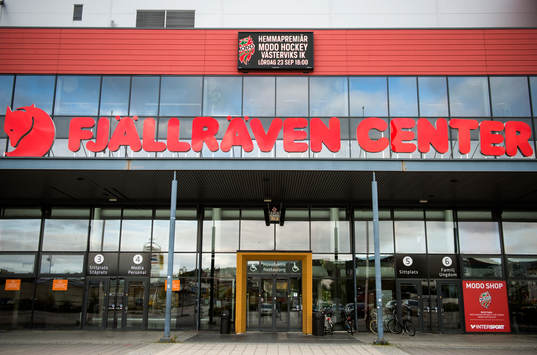 Exteriör av Fjällräven Center i Örnsköldsvik