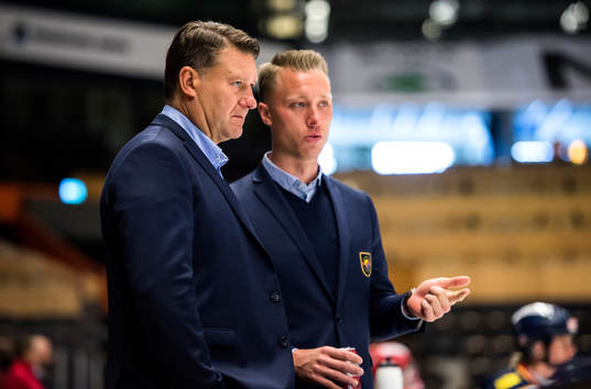 Djurgårdens tränare Roger Öhman och Assisterande