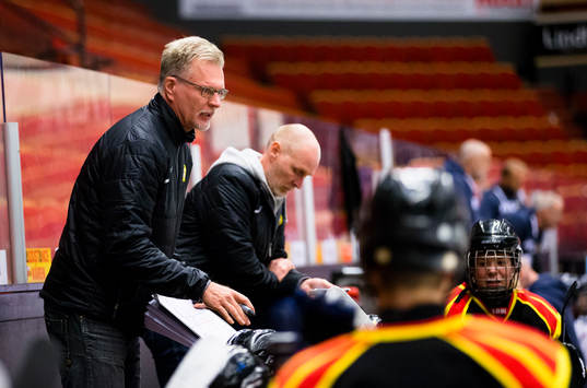 Brynäs tränare Åke Lilljebjörn  ger direktiv