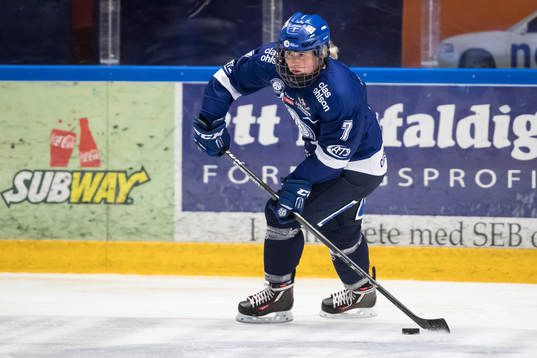 Leksands Emma Lind  i ishockeymatchen i SDHL mellan Leksand