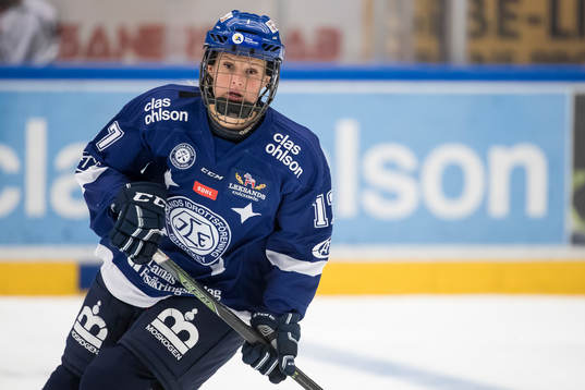Leksands Hanna Lindqvist  i ishockeymatchen i SDHL mellan
