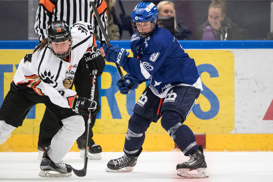 Göteborgs Genevieve Bannon och Leksands Madelene Hall  i