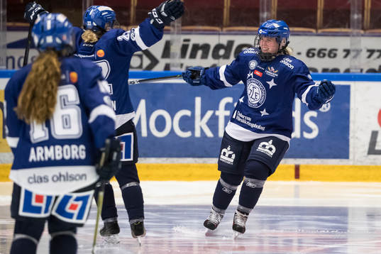 Leksands Emma Lind  jublar