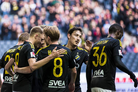 s Henok Goitom , Stefan Ishizaki , Johan Blomberg och