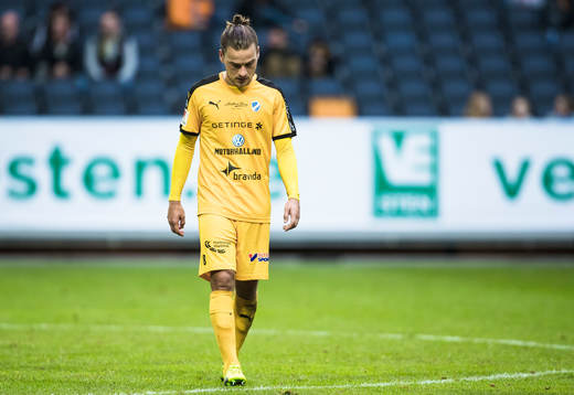 Halmstads Pontus Silfwer  deppar