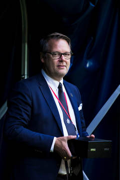 s VD Mikael Ahlerup innan fotbollsmatchen i Allsvenskan