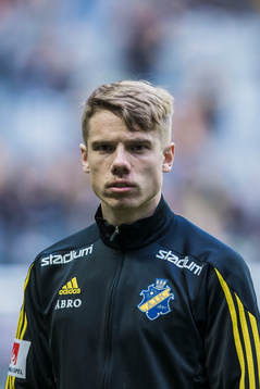 s Robert Taylor innan fotbollsmatchen i Allsvenskan mellan