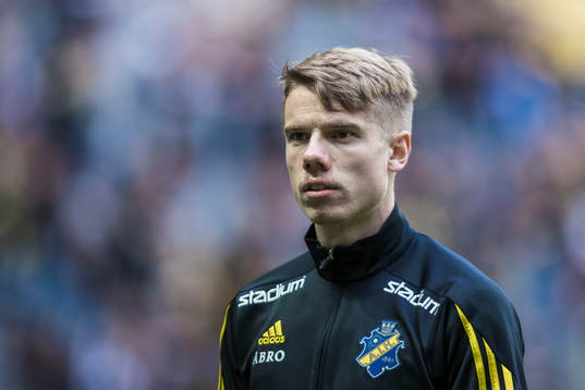 s Robert Taylor innan fotbollsmatchen i Allsvenskan mellan