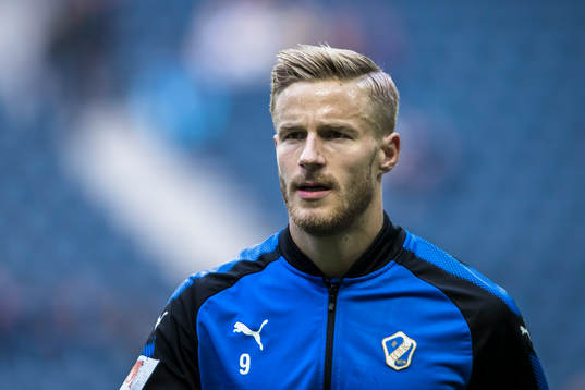 Halmstads Alexander Ruud Tveter innan fotbollsmatchen i